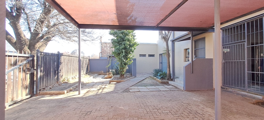 7 Bedroom Property for Sale in Bethlehem Free State
